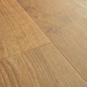 Quick-Step Alpha Vinyl Medium Planks "AVMP40088 Herbsteiche Honig" | Integrierte Trittschalldämmung
