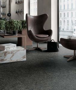 Mirage Norr Fine "RR13 Svart Fine" | Natur 60 x 120 cm